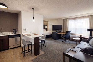 Living and dining area