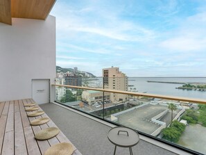 [91 (suite room)] Calm Suruga Bay seen from the spacious terrace