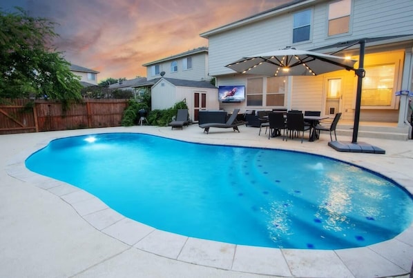 Pool