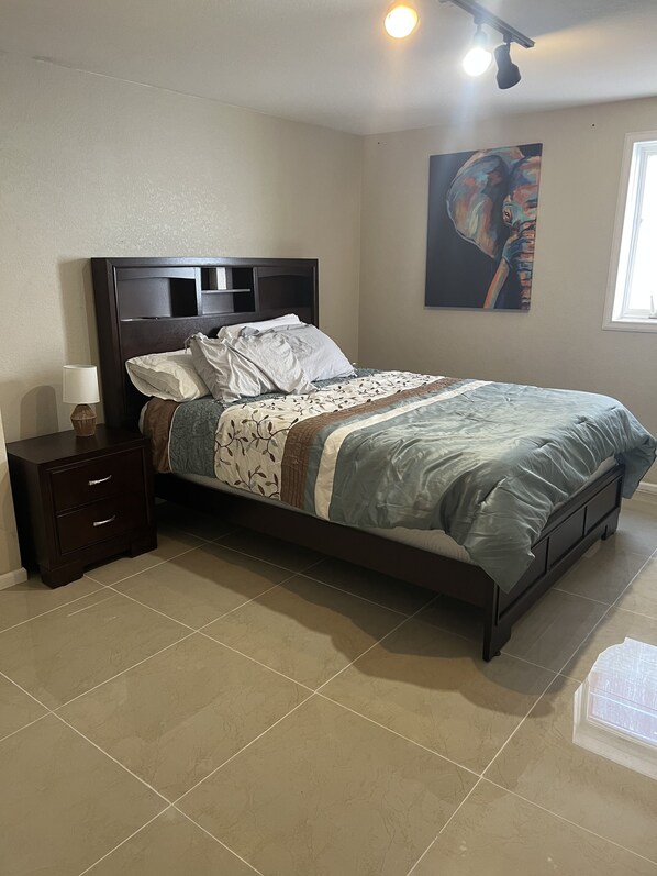 Bedroom 4 in basement 