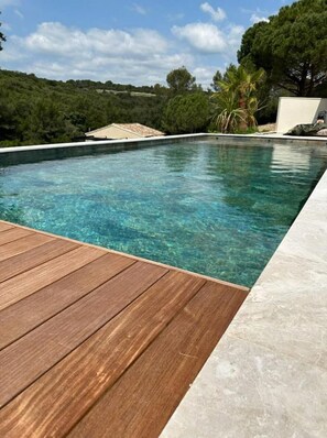 VILLA AVEC PISCINE LA GARRIGUE