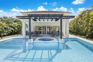 Villa Buganvilla 388: Private pool and Jacuzzi