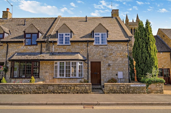 Church Corner - StayCotswold