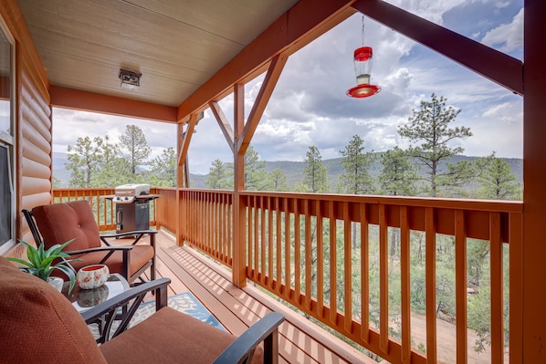 Jemez Springs Vacation Rental | 2BR | 2BA | Stairs Required | 1,000 Sq Ft