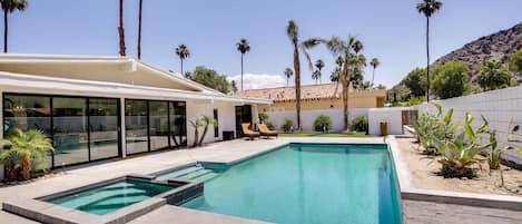 Indian Wells Vacation Rental | 2BR | 2.5BA | 2,100 Sq Ft | 1 Half Step Required