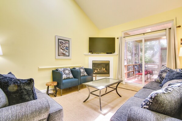Ocean Pines Vacation Rental | 4BR | 3.5BA | Stairs Required | 1,504 Sq Ft