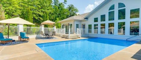 Camdenton Vacation Rental | 8BR | 5BA | Step-Free Access | 6,200 Sq Ft