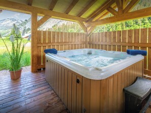 Jacuzzi