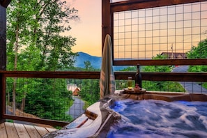 Bain à remous extérieur
