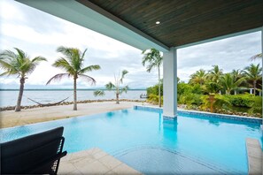 Villa Vaya Vista - 3Story 4BR Waterfront Villa w/ Sunset Views (3385)