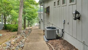 Path leading to Apartment located behind house