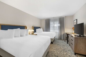 2 Double size beds