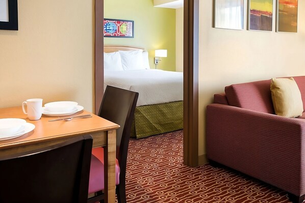 Unit with Queen size bed