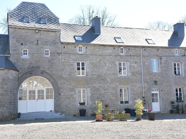 Extérieur maison de vacances [été]