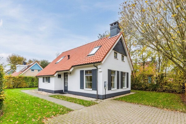 Holiday Home Exterior [summer]