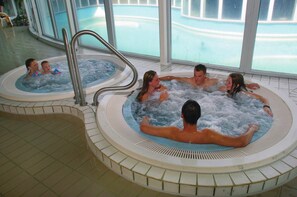 Holiday Home Swimming Pool