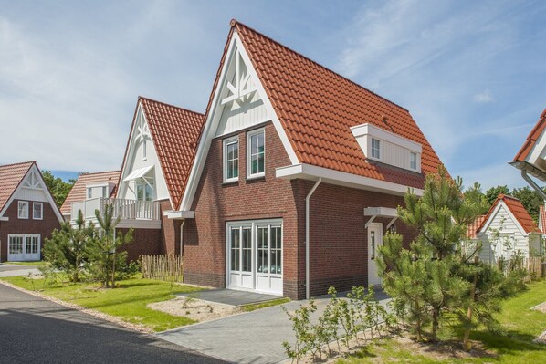 Holiday Home Exterior [summer]