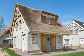 Extérieur maison de vacances [été]