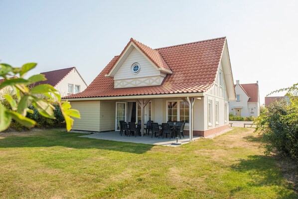 Extérieur maison de vacances [été]