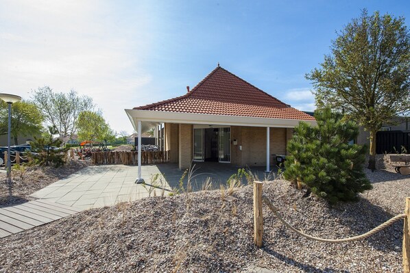 Holiday Home Exterior [summer]