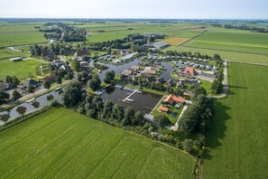 Außenseite Ferienhaus [Sommer]