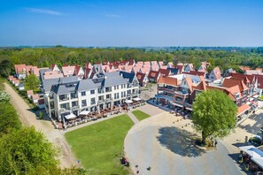Außenseite Ferienhaus [Sommer]