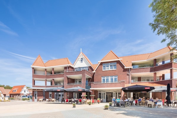 Außenseite Ferienhaus [Sommer]