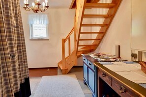 Entrance / Reception