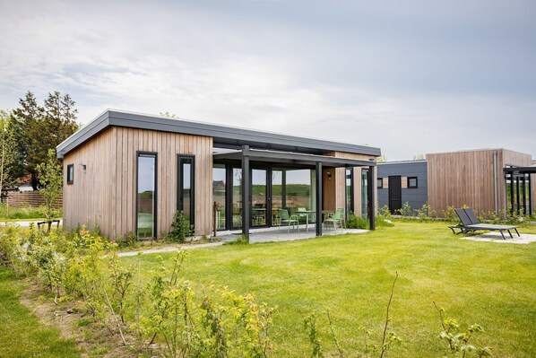 Extérieur maison de vacances [été]