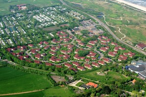 Außenseite Ferienhaus [Sommer]