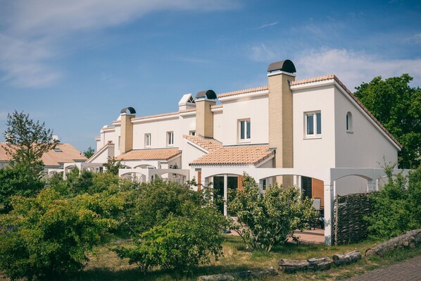 Außenseite Ferienhaus [Sommer]