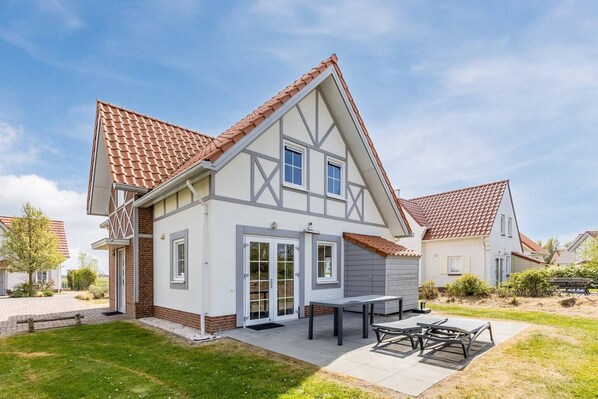 Holiday Home Exterior [summer]
