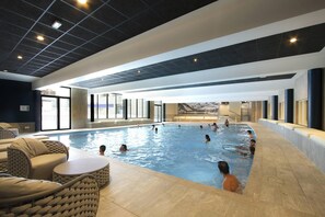 Holiday Home Swimming Pool