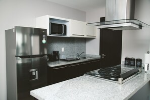 State of the art appliances in the kitchen 