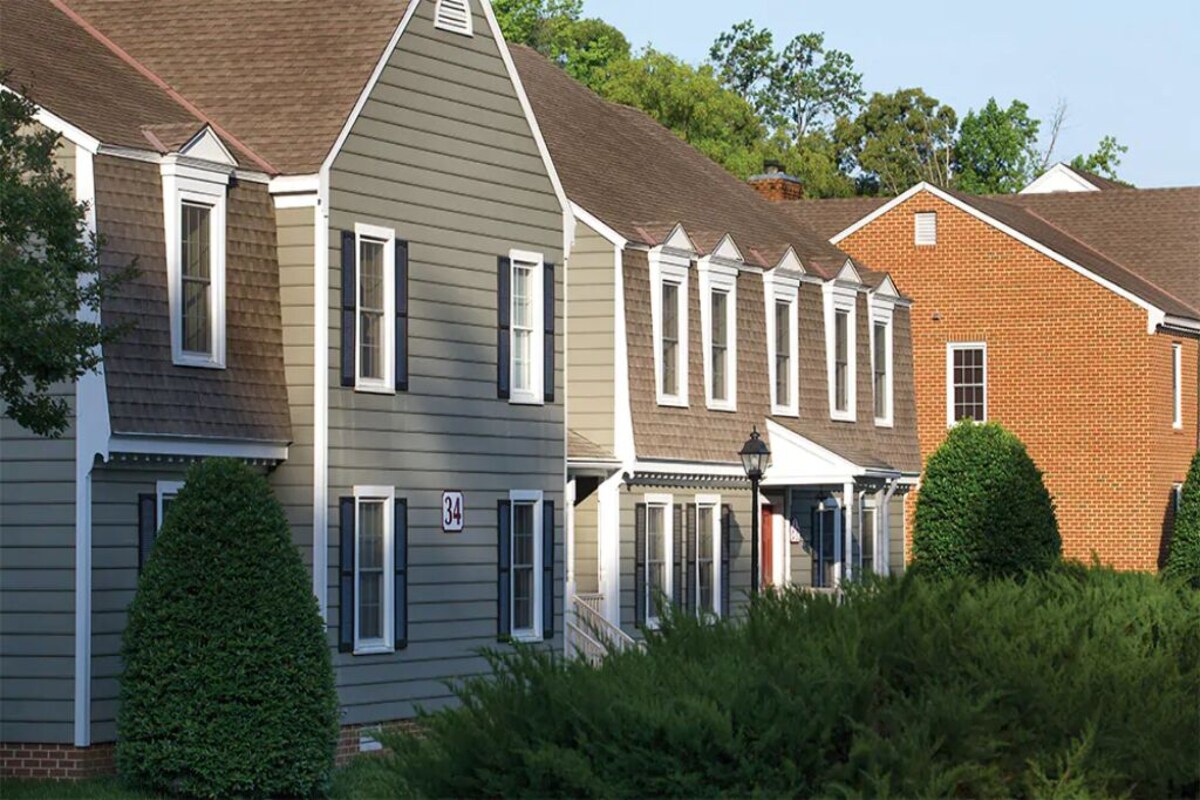 2 Bedroom Lockoff Condo at Williamsburg, Patriot’s Place!!