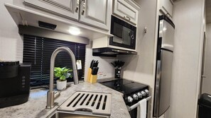 RV Rental at River Ranch, 2Bed/2Ba!  251 (1944)
