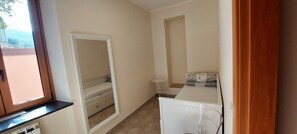 full bedroom