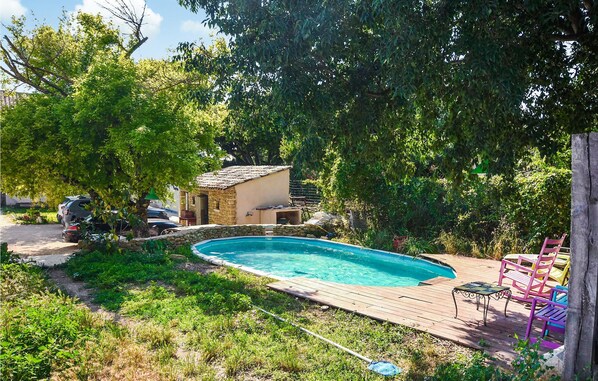 pool