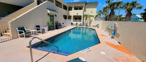 PropertyImg1