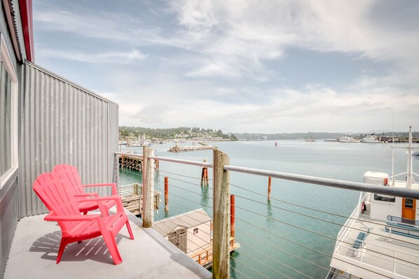 Patio Area facing Anchor Pier