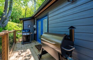 Use the gas grill to create a delicious meal!