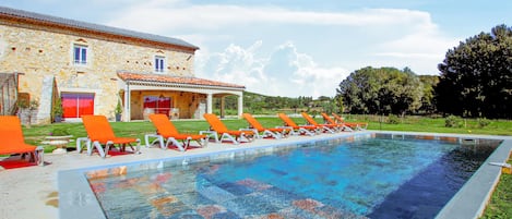 pool