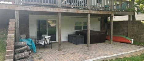 Back deck - upper deck & lower deck
Lower deck - hot tub and sitting area