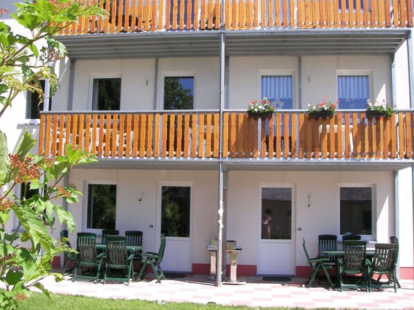 Extérieur maison de vacances [été]