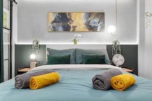 Bed / Fresh towels