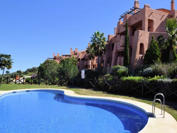 Holiday Home Swimming Pool