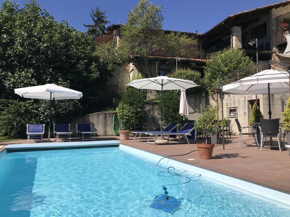 Holiday Home Swimming Pool