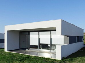 Außenseite Ferienhaus [Sommer]
