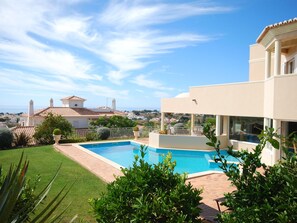 Extérieur maison de vacances [été]