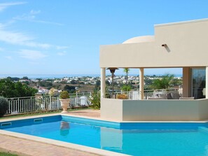 Extérieur maison de vacances [été]